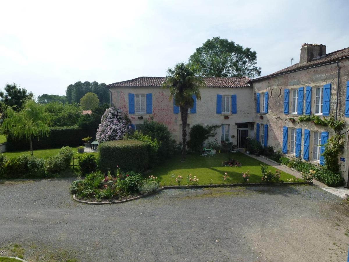 Le Logis De Faugerit Bed and Breakfast Frontenay-Rohan-Rohan Εξωτερικό φωτογραφία