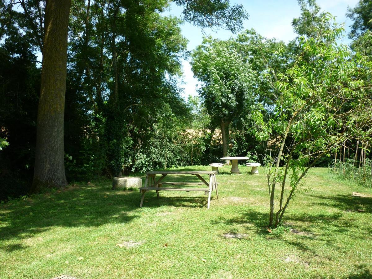Le Logis De Faugerit Bed and Breakfast Frontenay-Rohan-Rohan Εξωτερικό φωτογραφία