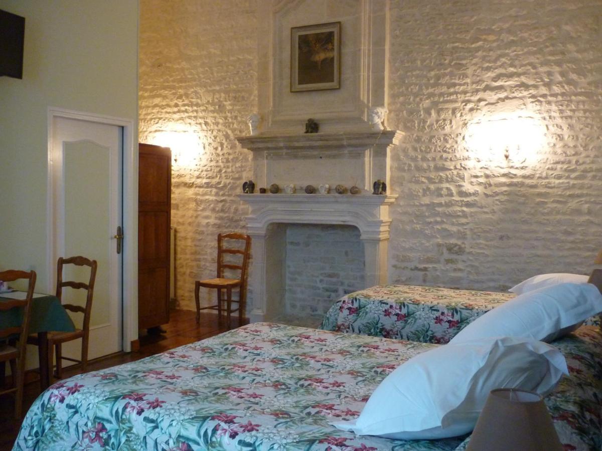 Le Logis De Faugerit Bed and Breakfast Frontenay-Rohan-Rohan Εξωτερικό φωτογραφία